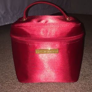 Makeup bag